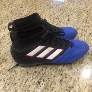 Adidas soccer cleats/Youth size 6